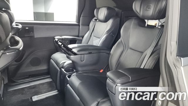 Lexus LM (II) 500h Executive 2025 — фото 28