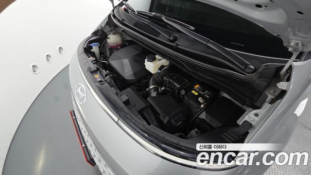 Hyundai Staria Cargo 5-Seater Modern 2023 — фото 6