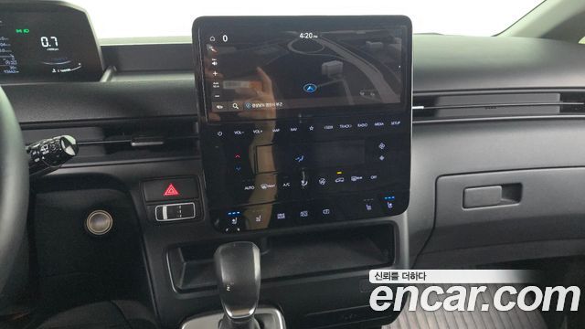 Hyundai Staria Cargo 5-Seater Modern 2023 — фото 16