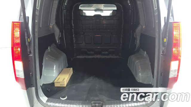 Hyundai Staria Cargo 5-Seater Modern 2023 — фото 20