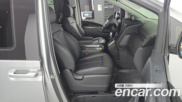 Hyundai Staria Cargo 5-Seater Modern 2023 — фото 26