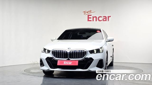 BMW 5 Series (G60) 523d M Sport 2024 — фото 3
