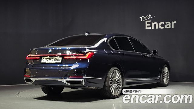 BMW 7 Series (G11) 745Le iPerformance Design Pure Excellence 2020 — фото 2