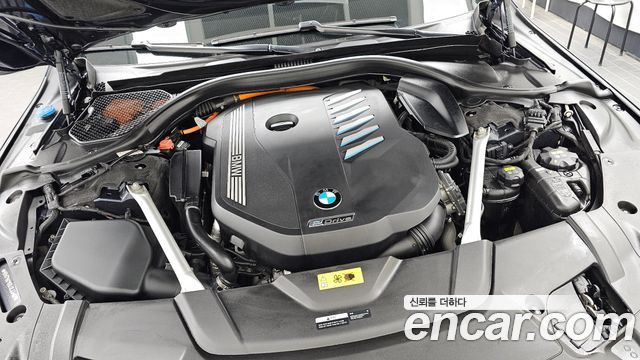 BMW 7 Series (G11) 745Le iPerformance Design Pure Excellence 2020 — фото 6