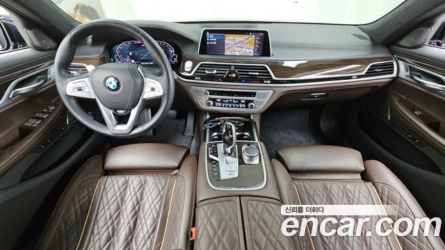 BMW 7 Series (G11) 745Le iPerformance Design Pure Excellence 2020 — фото 7