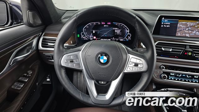 BMW 7 Series (G11) 745Le iPerformance Design Pure Excellence 2020 — фото 13