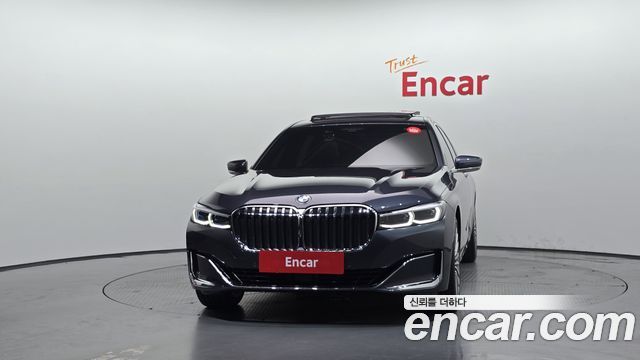 BMW 7 Series (G11) 740Li xDrive Design Pure Excellence 2020 — фото 3