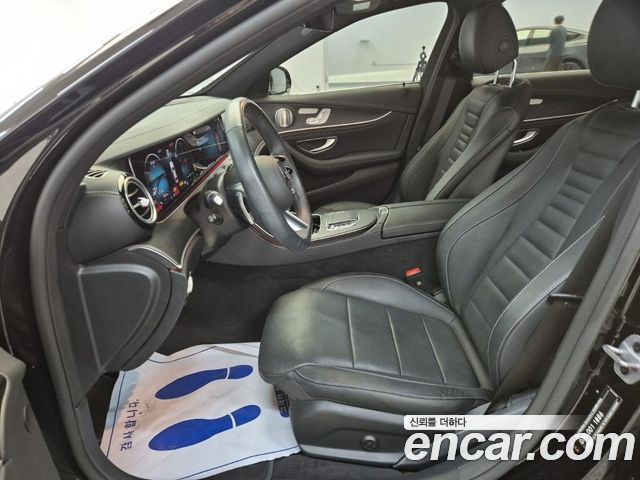 Mercedes-Benz E-Class (W213) E220d 4MATIC AMG Line 2023 — фото 7