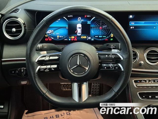 Mercedes-Benz E-Class (W213) E220d 4MATIC AMG Line 2023 — фото 18