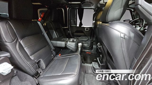 Jeep Wrangler (JL) 2.0 Overland 4Door 2020 — фото 18