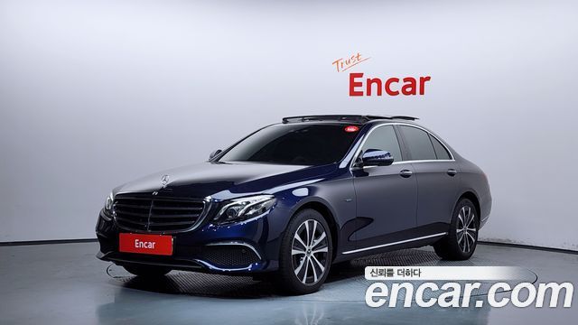 Mercedes-Benz E-Class (W213) E300e Exclusive 2019 — фото 1