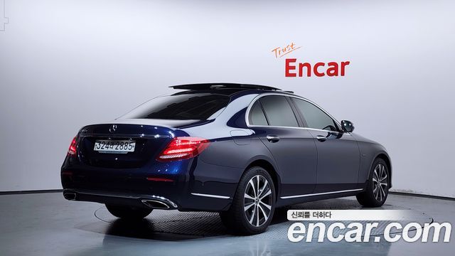 Mercedes-Benz E-Class (W213) E300e Exclusive 2019 — фото 2