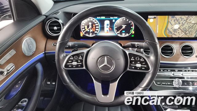 Mercedes-Benz E-Class (W213) E300e Exclusive 2019 — фото 13