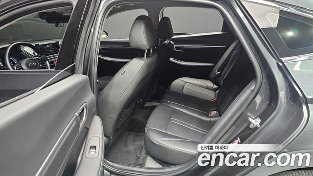 Hyundai Sonata (DN8) 2.0 Premium Plus 2022 — фото 12