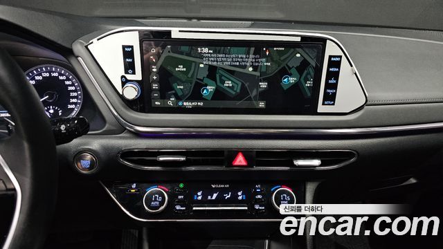 Hyundai Sonata (DN8) 2.0 Premium Plus 2022 — фото 14