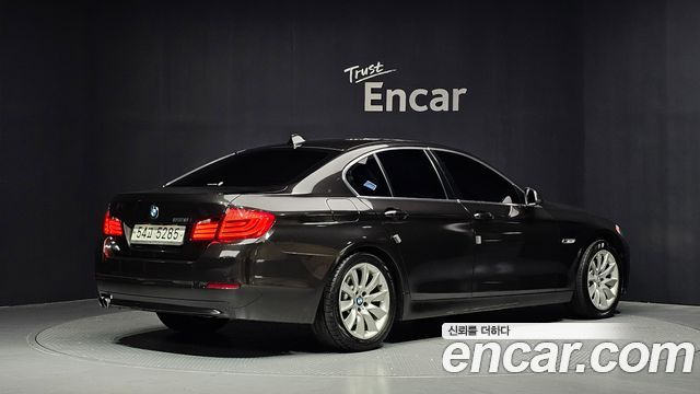 BMW 5 Series (F10) 528i 2013 — фото 2