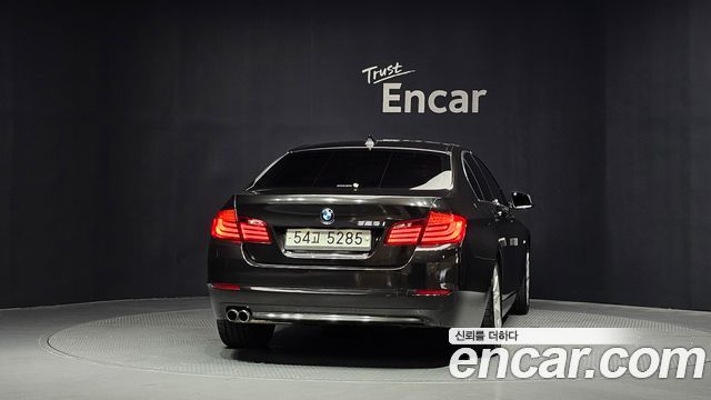 BMW 5 Series (F10) 528i 2013 — фото 4