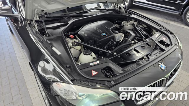 BMW 5 Series (F10) 528i 2013 — фото 6