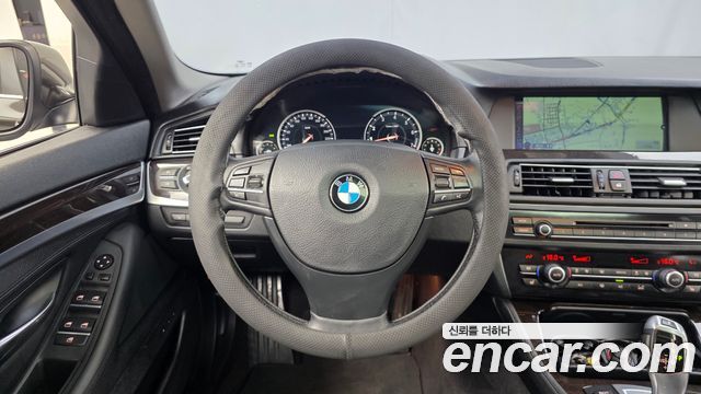 BMW 5 Series (F10) 528i 2013 — фото 13