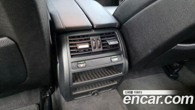 BMW 5 Series (F10) 528i 2013 — фото 19