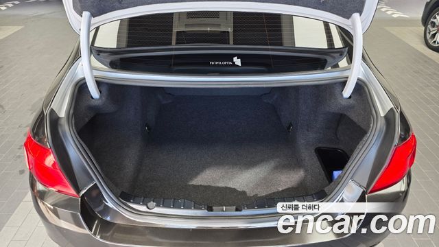 BMW 5 Series (F10) 528i 2013 — фото 20
