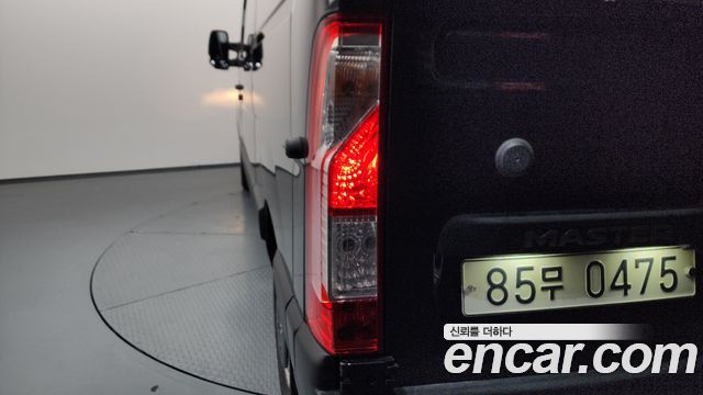 Renault Korea Master 2.3 Van L 2020 — фото 23