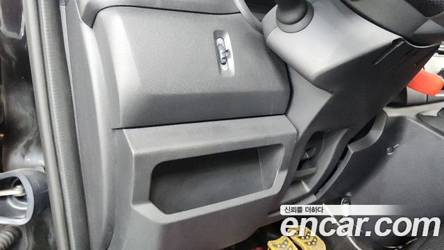 Renault Korea Master 2.3 Van L 2020 — фото 27