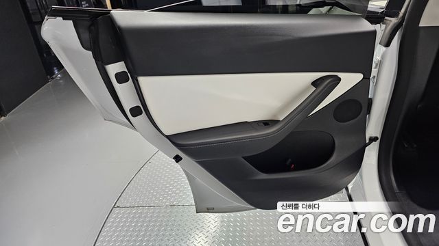 Tesla Model Y Performance AWD 2022 — фото 31