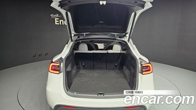 Tesla Model Y Performance AWD 2022 — фото 36