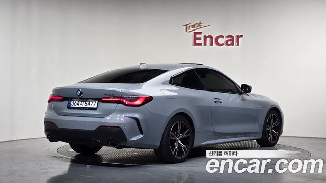 BMW 4 Series (G22) 420i M Sport Performance Coupe 2023 — фото 2