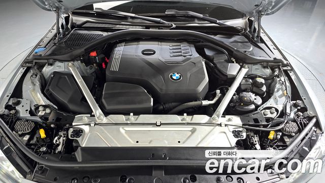 BMW 4 Series (G22) 420i M Sport Performance Coupe 2023 — фото 6