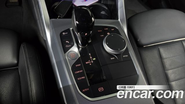 BMW 4 Series (G22) 420i M Sport Performance Coupe 2023 — фото 9