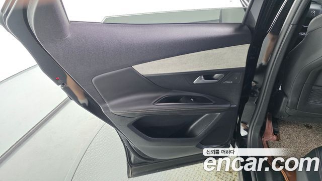 Peugeot 3008 (II) 2.0 BlueHDi GT 2018 — фото 25