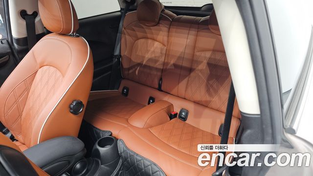MINI Cooper S Classic Third Generation 2024 — фото 11