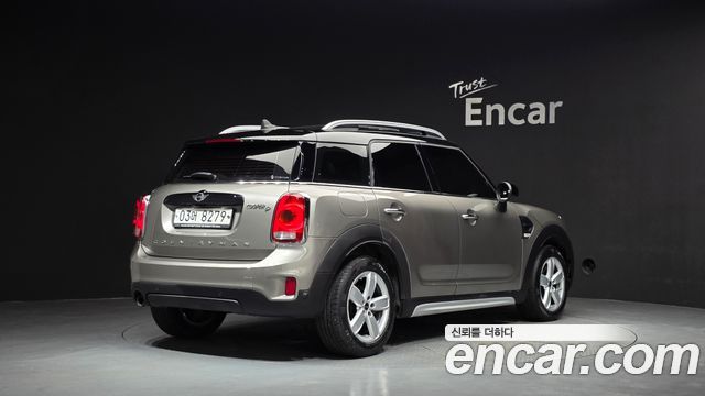 MINI Cooper D Countryman Standard 2nd 2017 — фото 2