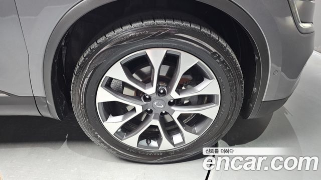 Renault Korea QM6 Diesel 2WD RE Signature 2017 — фото 21