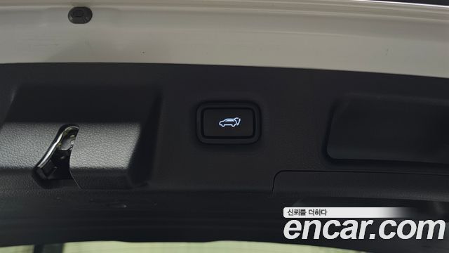 Hyundai Santa Fe Diesel 2.2 2WD Prestige 2021 — фото 15