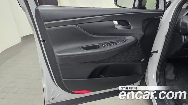 Hyundai Santa Fe Diesel 2.2 2WD Prestige 2021 — фото 24