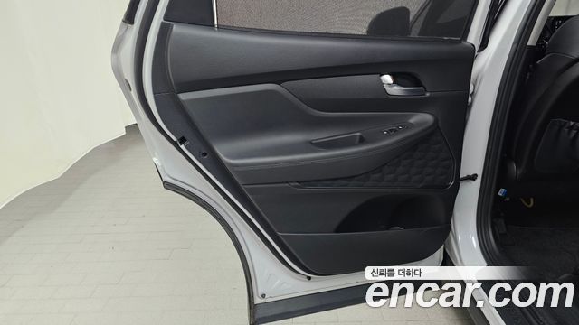 Hyundai Santa Fe Diesel 2.2 2WD Prestige 2021 — фото 25