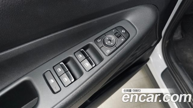 Hyundai Santa Fe Diesel 2.2 2WD Prestige 2021 — фото 27