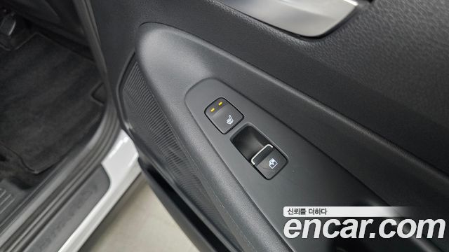 Hyundai Santa Fe Diesel 2.2 2WD Prestige 2021 — фото 28