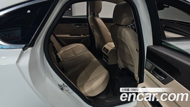 Jaguar XF (X260) 20d Prestige 2017 — фото 12