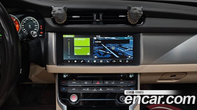 Jaguar XF (X260) 20d Prestige 2017 — фото 14