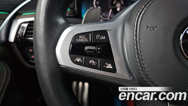BMW 5 Series (G30) 530e M Sport 2020 — фото 14