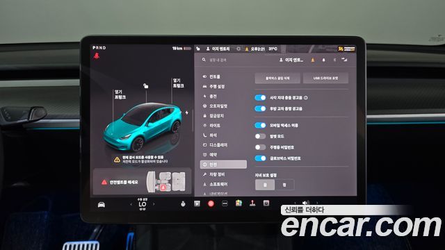 Tesla Model Y Long Range AWD 2022 — фото 18