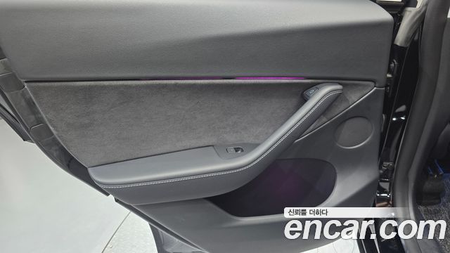 Tesla Model Y Long Range AWD 2022 — фото 25