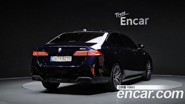 BMW 5 Series (G60) 520i M Sport 2024 — фото 2