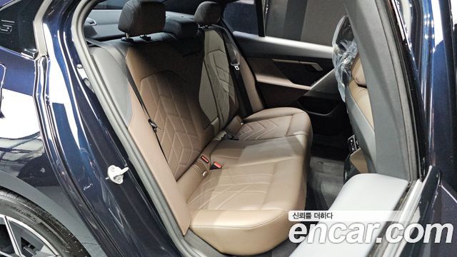 BMW 5 Series (G60) 520i M Sport 2024 — фото 11