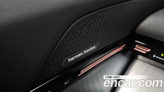 BMW 5 Series (G60) 520i M Sport 2024 — фото 32