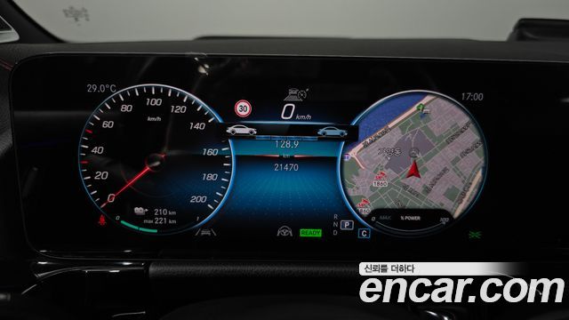 Mercedes-Benz EQA (H243) EQA250 AMG Line 2024 — фото 8